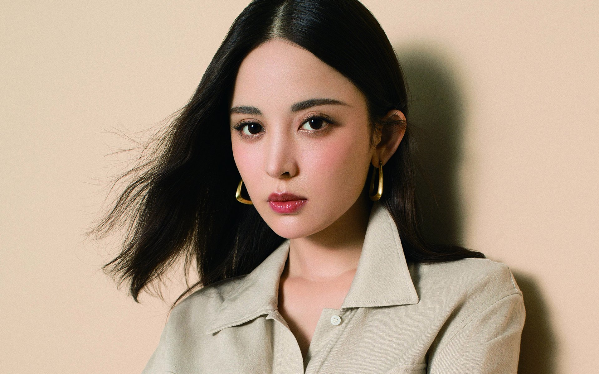 九游网页版官网入口-“西甲联赛风云变幻，豪门纷纷迎战”，西甲足球联赛