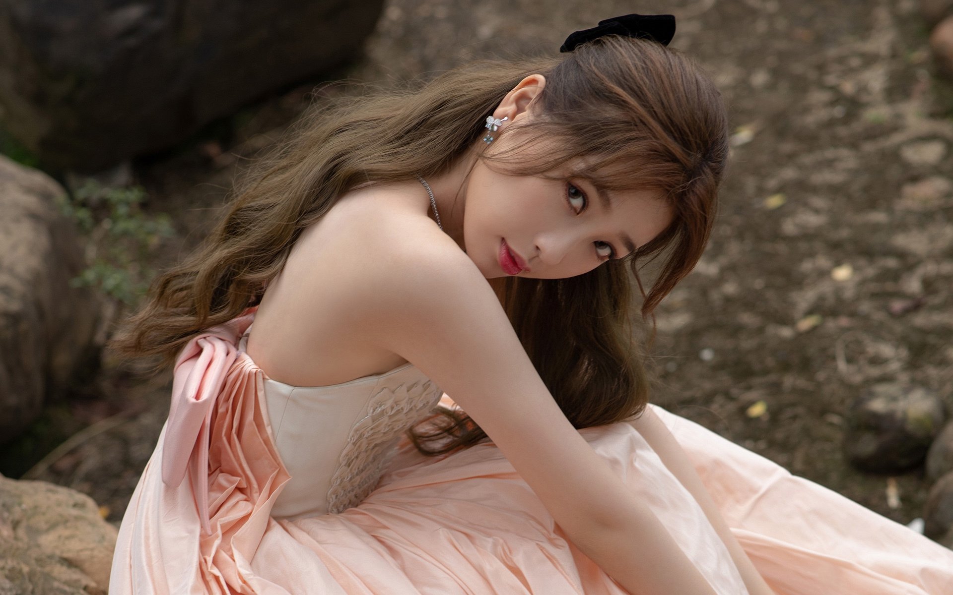 九游娱乐(jiuyou)官网-尤文图斯主场迎战高速进攻的那不勒斯，战况激烈，尤文 那不勒斯