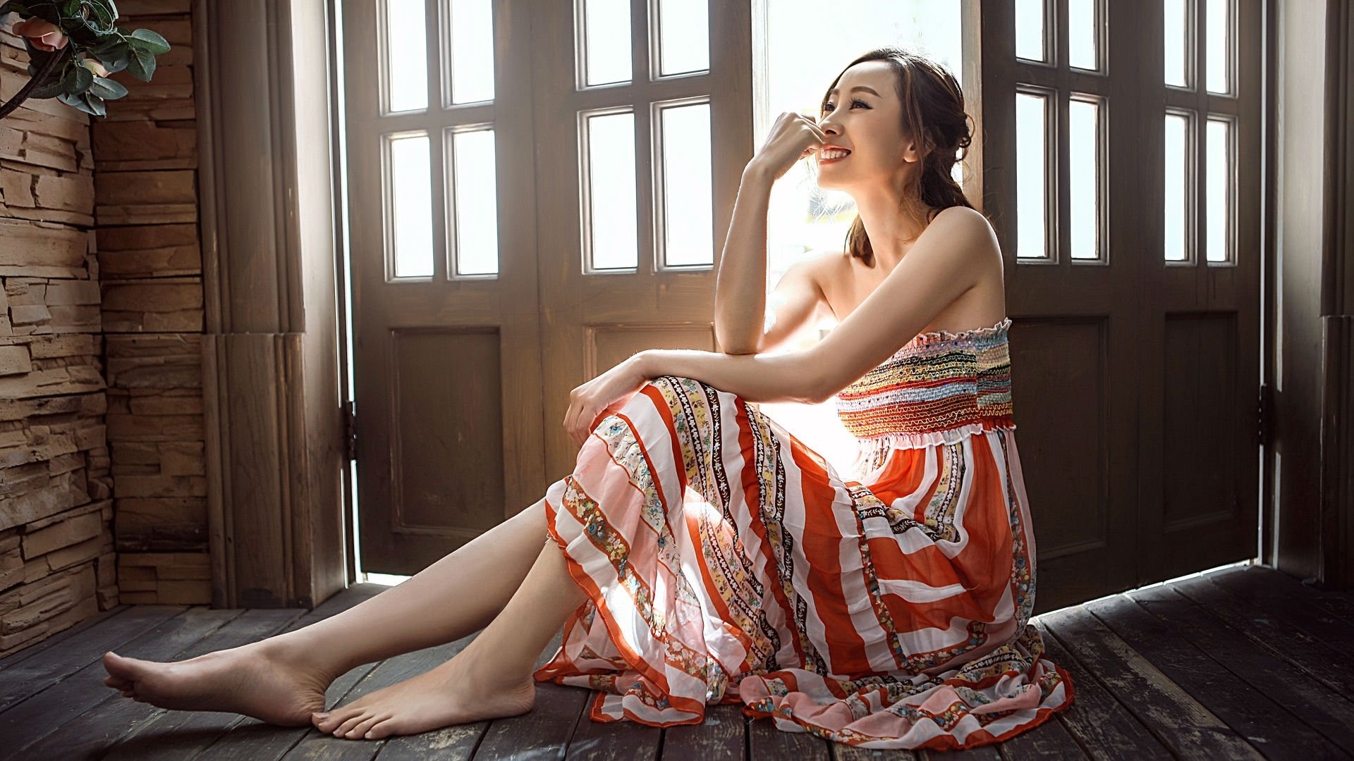 库里逆天远投:每一粒三分都成为比赛的转折点!,库里投超远三分视频