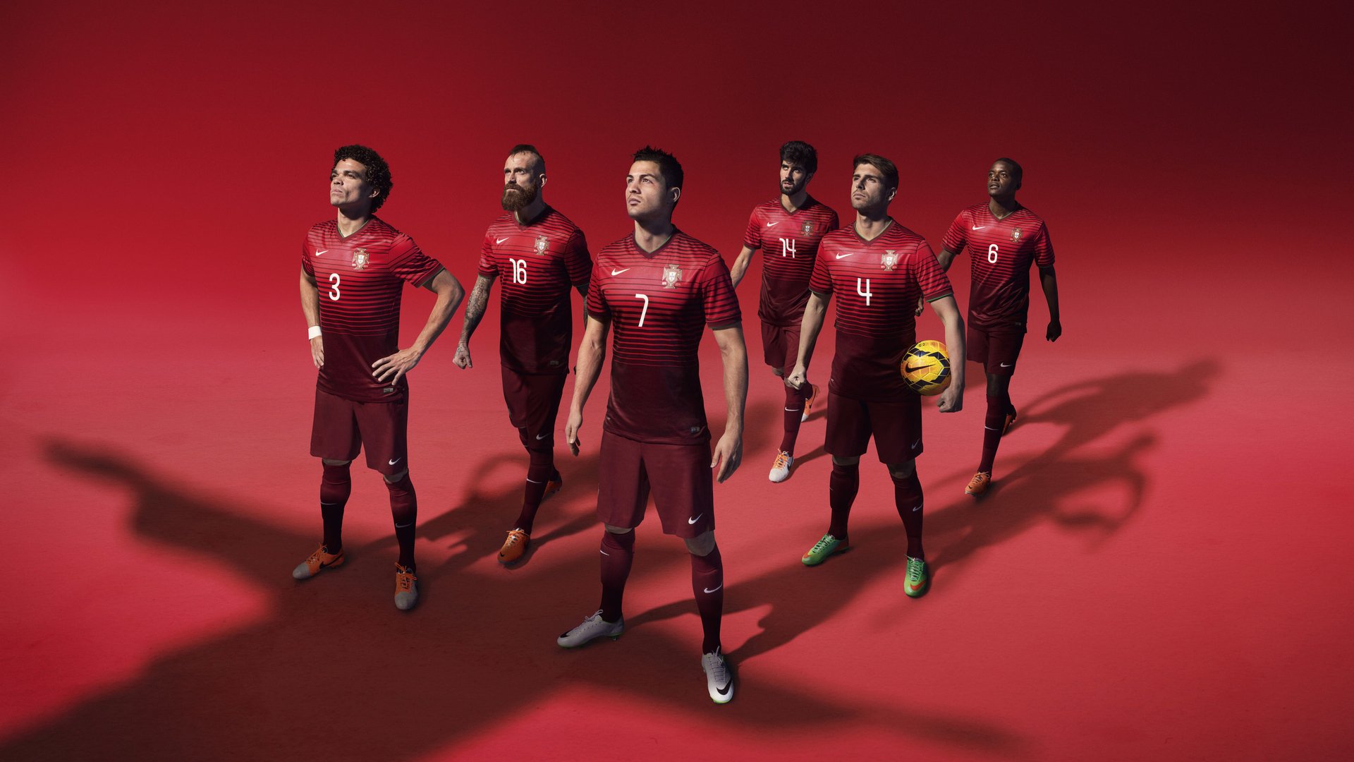 红红火火!国内足球比赛场场经典,中国足球场地排名